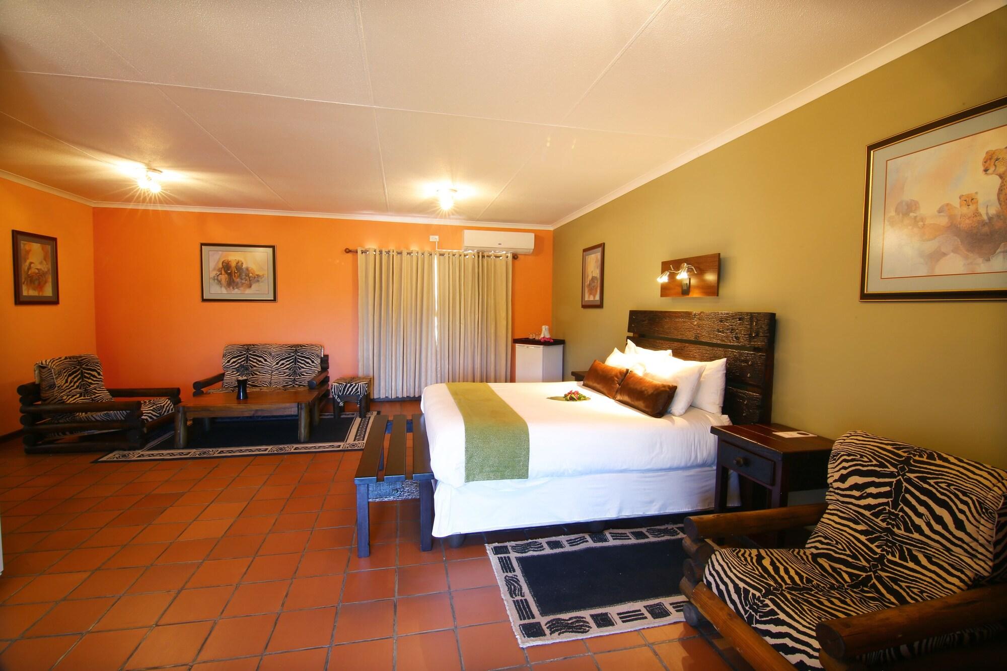 Kalahari Arms Hotel Khemsbok Exterior photo