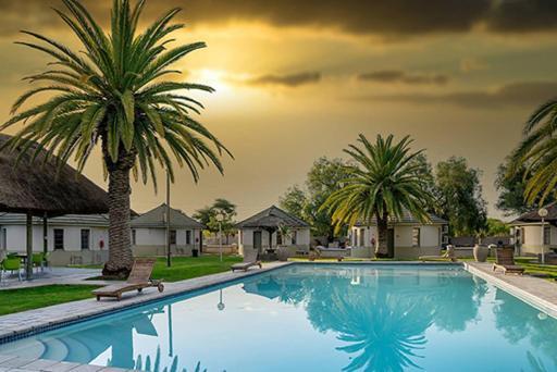 Kalahari Arms Hotel Khemsbok Exterior photo
